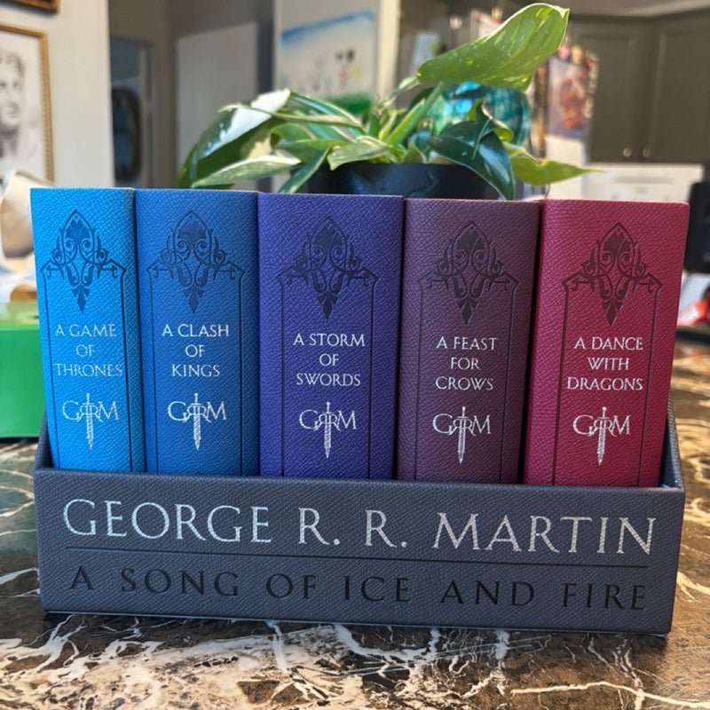 A Game of Thrones Leather/Cloth Bound Set