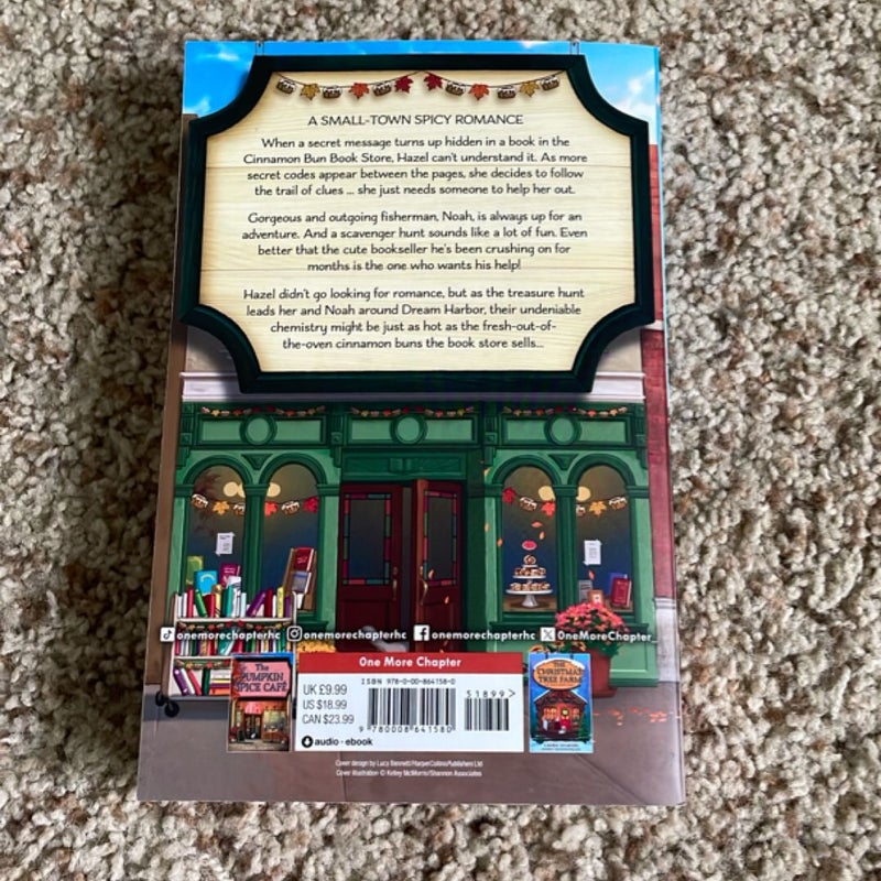 The Cinnamon Bun Book Store (Dream Harbor, Book 2)
