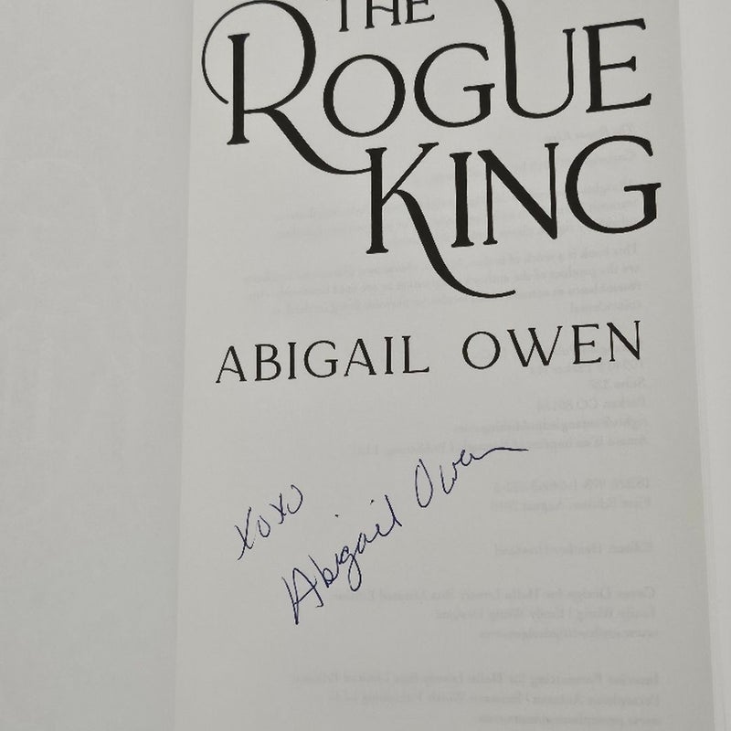 SIGNED The Rogue King by Abigail Owen