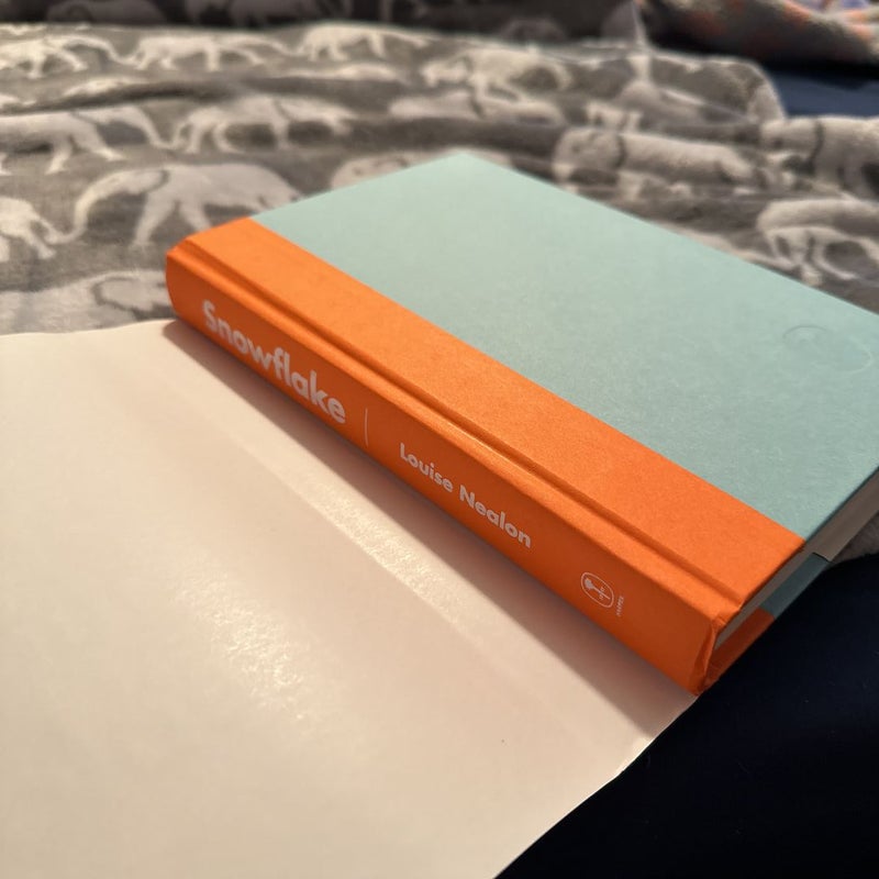 (First US Edition) Snowflake