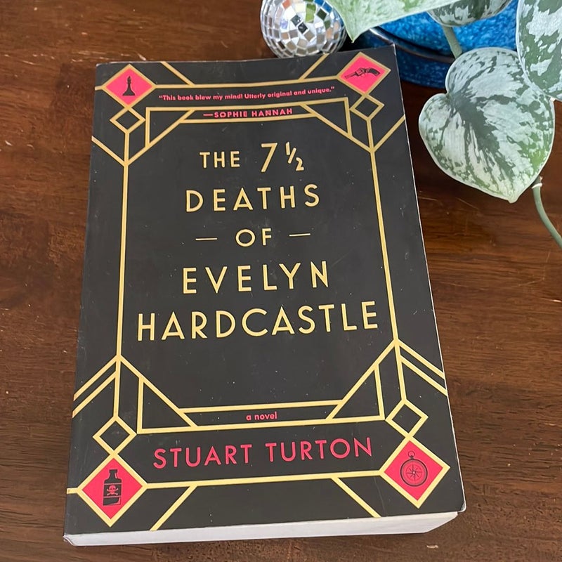 The 7½ Deaths of Evelyn Hardcastle