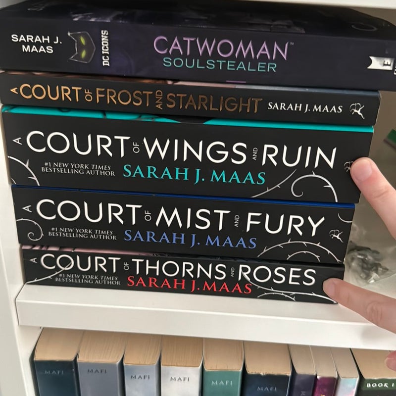A Court of Thorns and Roses Series 