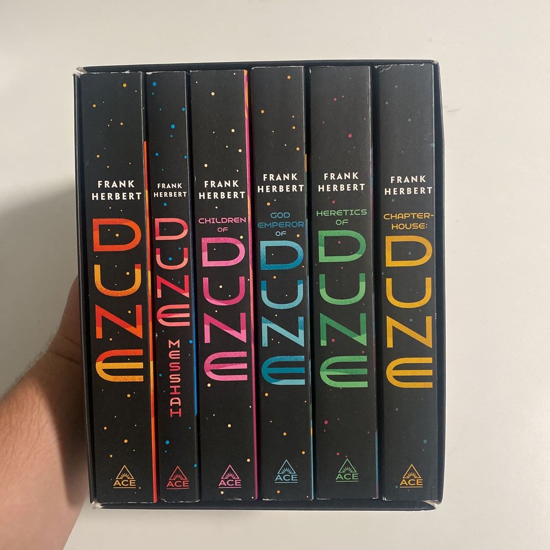 Frank Herbert Dune Series 2冊セット IMG_2024.jpg?v=1746339946&