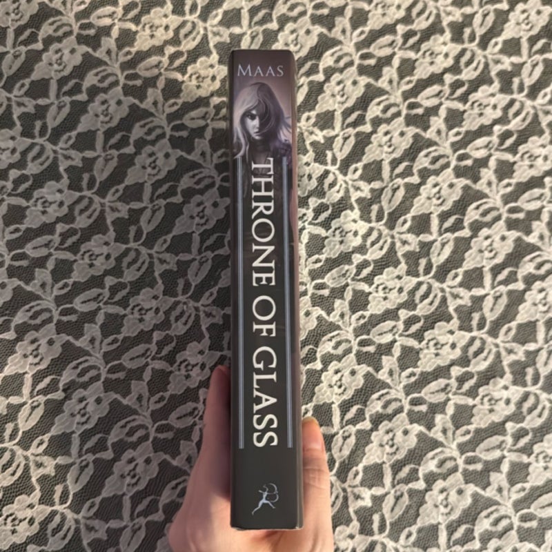 Throne of Glass