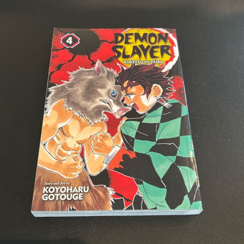 Demon Slayer: Kimetsu No Yaiba, Vol. 4
