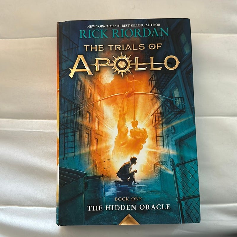 Trials of Apollo, the Book One the Hidden Oracle (Trials of Apollo, the Book One)