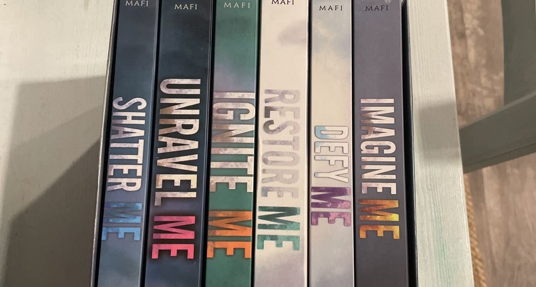 Shatter Me Series 6-Book Box Set [NEW] 9780063111356
