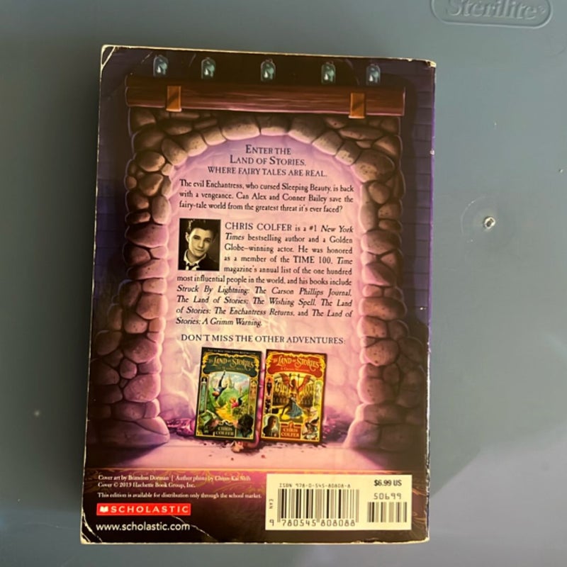 The Land of Stories: the Enchantress Returns