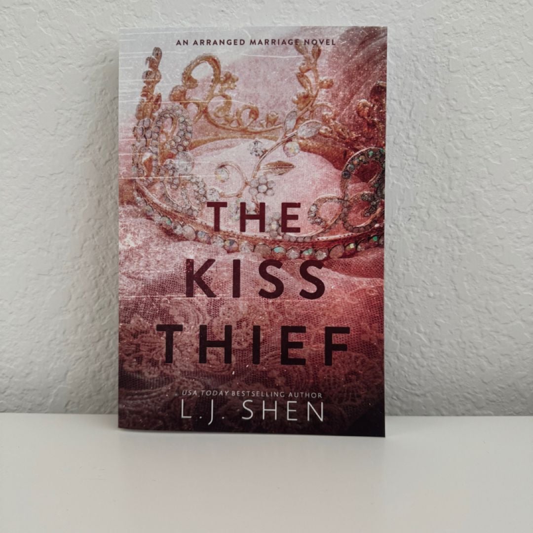 The Kiss Thief by L.J. Shen, Paperback Pangobooks