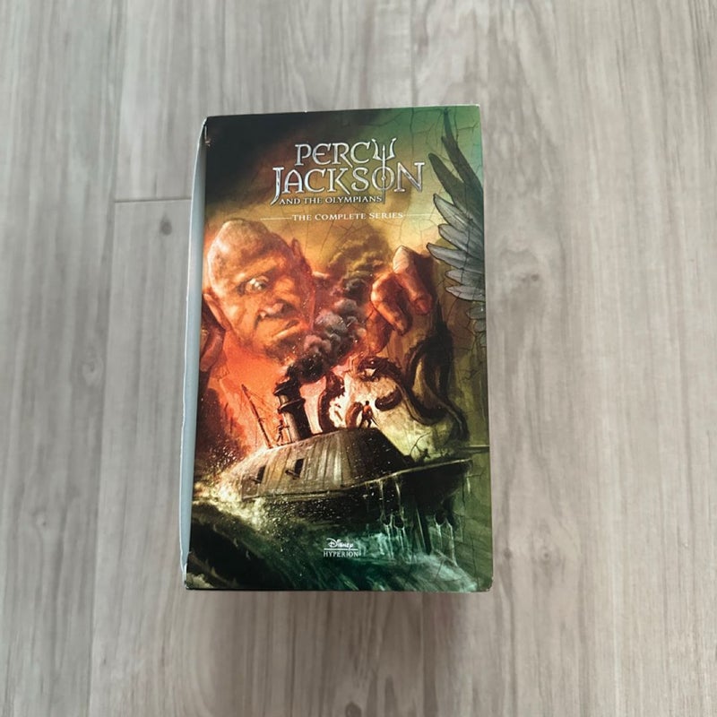 Percy Jackson and the Olympians 5 Book Paperback Boxed Set (new Covers W/poster)