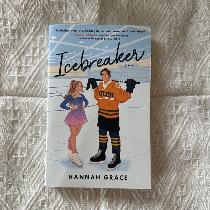 Icebreaker, Book by Hannah Grace