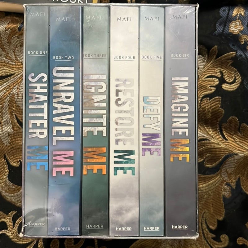 Shatter Me Series Collection 5 Books Set by Tahereh Mafi ( Shatter,  Restore, Ignite, Unrave, Defy Me)