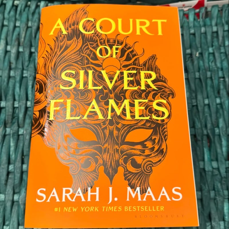 A Court of Silver Flames