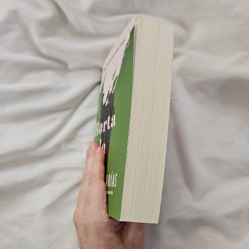 Berta Isla / Berta Isla: a Novel
