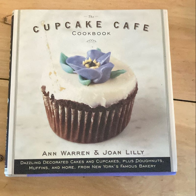 The Cupcake Cafe Cookbook