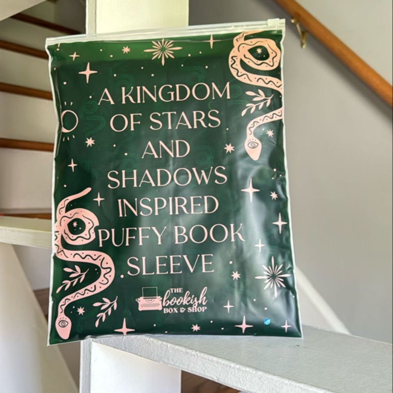 A kingdom of stars book sleeve