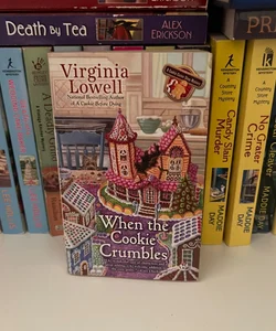 When the cookie crumbles cookie cutter shop mystery 3