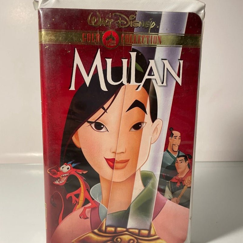 Lot of 6 Disney VHS Tapes Clamshell Children's Movies UNTESTED 90s 2000s