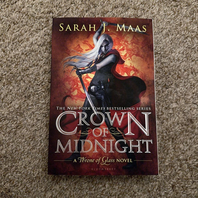 Crown of Midnight Original Cover 