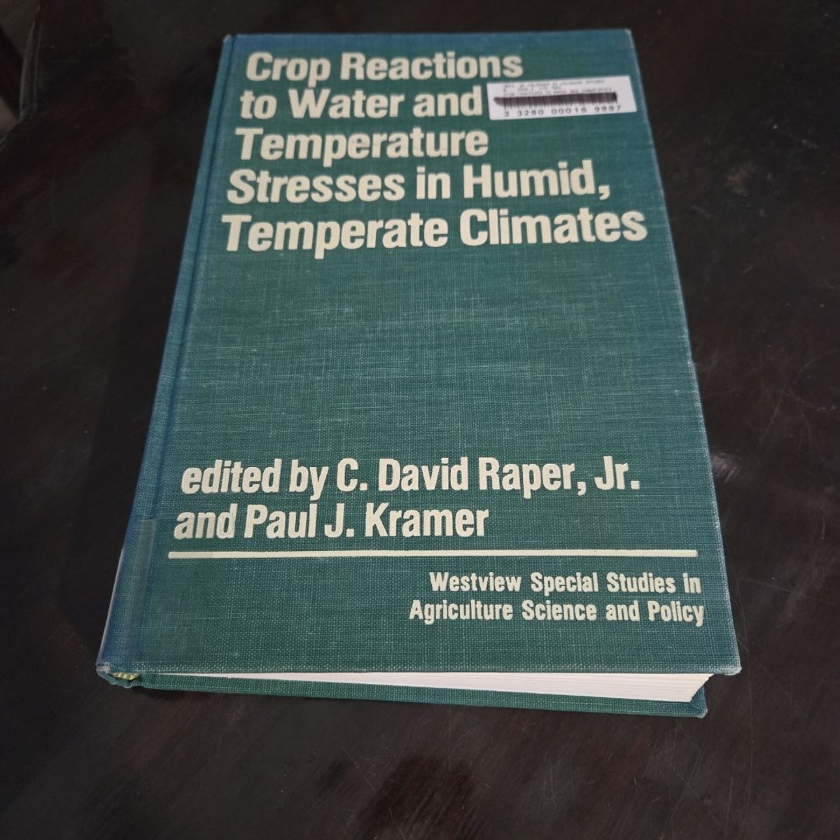 Crop Reactions to Water and Temperature Stresses in Humid, Temperate ...