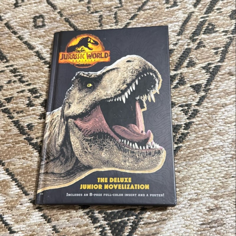 Jurassic World Dominion: the Deluxe Junior Novelization (Jurassic World Dominion)