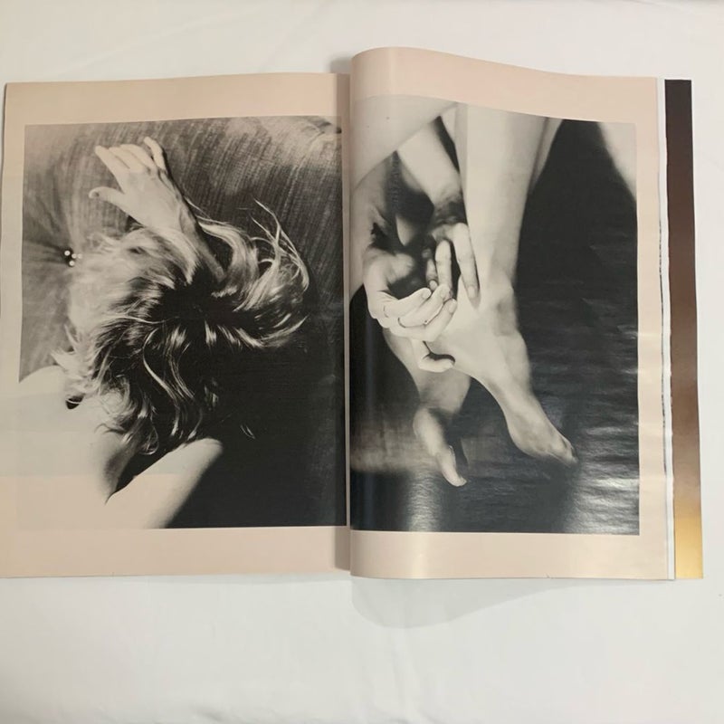 W Magazine Emma Stone “The Art Issue” Issue Volume 6 2023