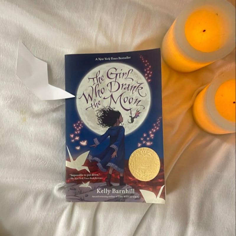 The Girl Who Drank the Moon (Winner of the 2017 Newbery Medal)