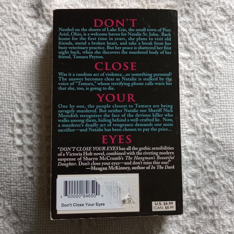 Don't Close Your Eyes by Carlene Thompson