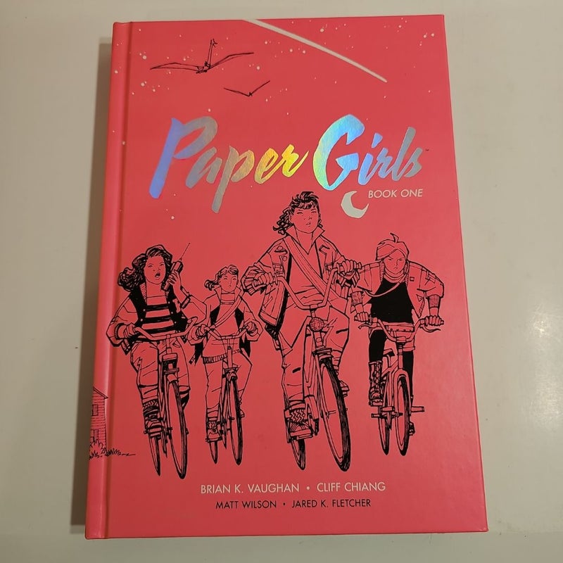 Paper Girls Deluxe Edition Volume 1