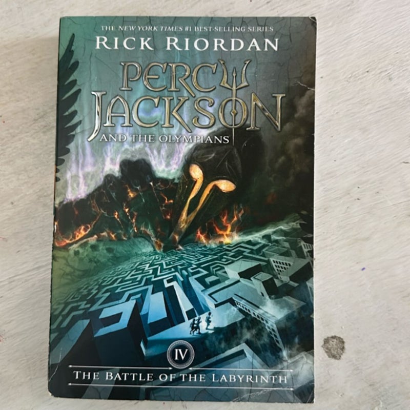 Percy Jackson and the Olympians 5 Book Paperback Boxed Set (new Covers W/poster)