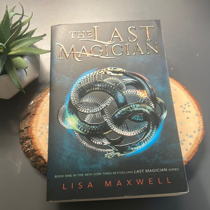 The Serpent's Curse, Book by Lisa Maxwell, Official Publisher Page