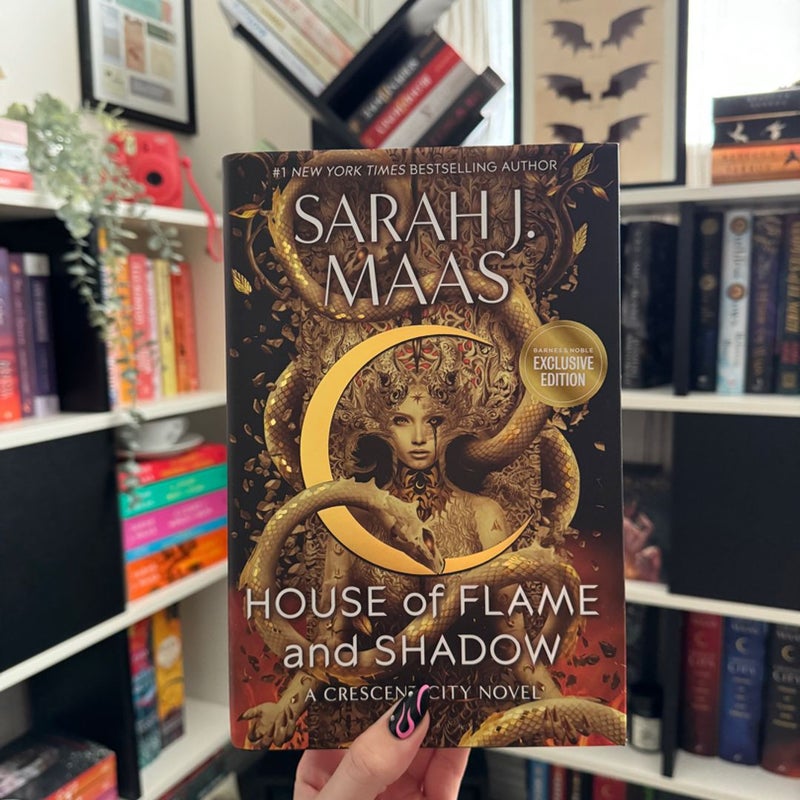 House of Flame and Shadow B&N Exclusive