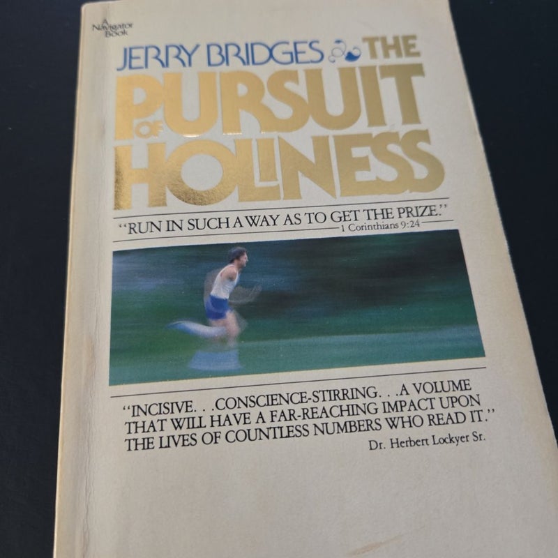 The Pursuit of Holiness by Jerry Bridges paperback 152 pages