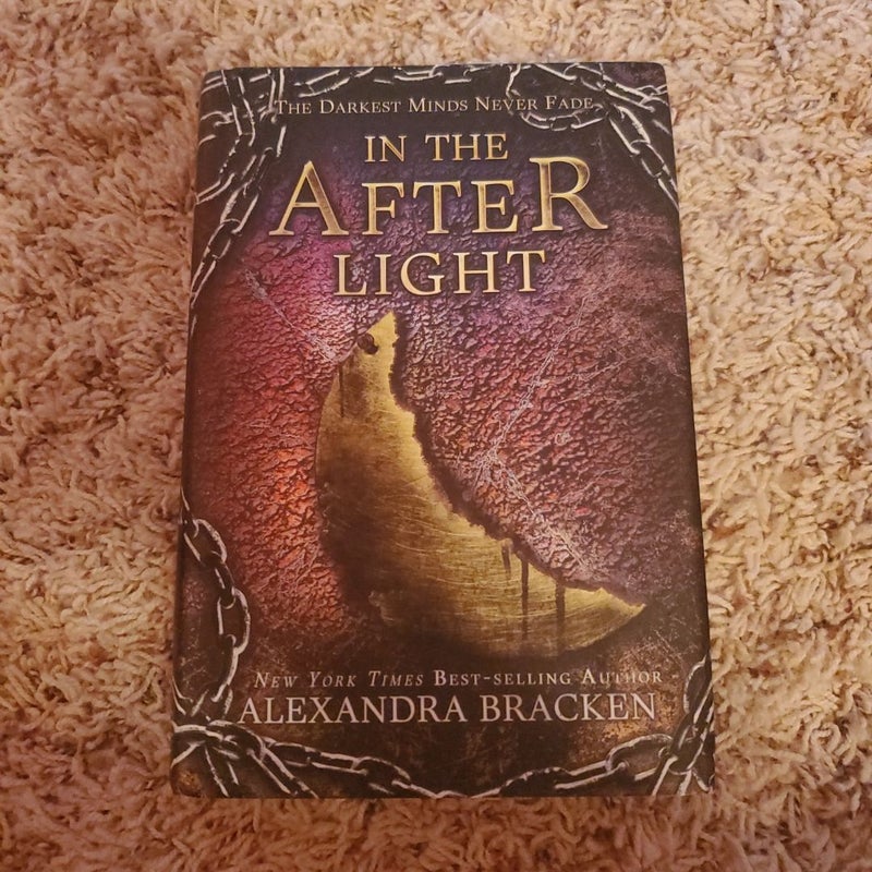 In the Afterlight (a Darkest Minds Novel, Book 3)