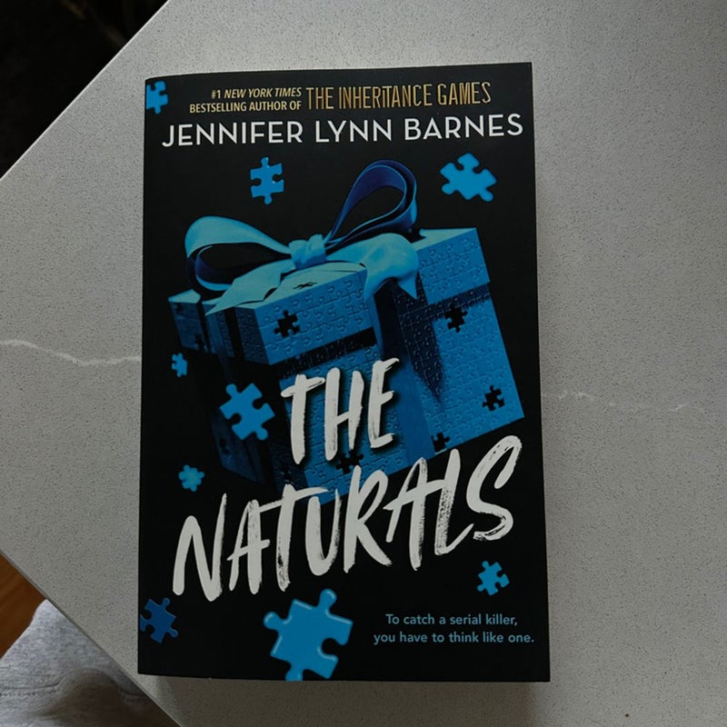 The Naturals By Jennifer Lynn Barnes Paperback Pangobooks