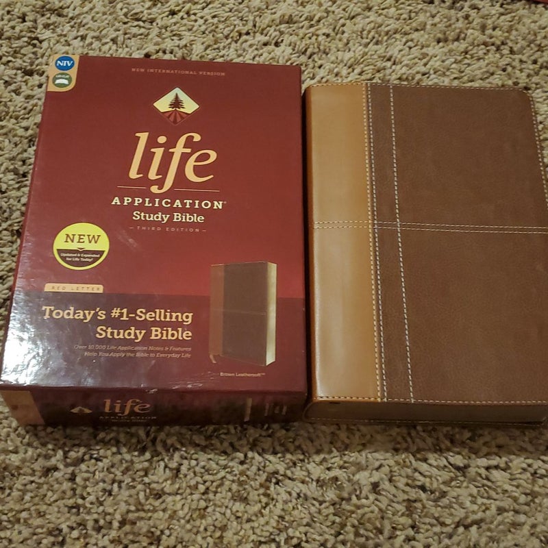 NIV, Life Application Study Bible, Third by Zondervan
