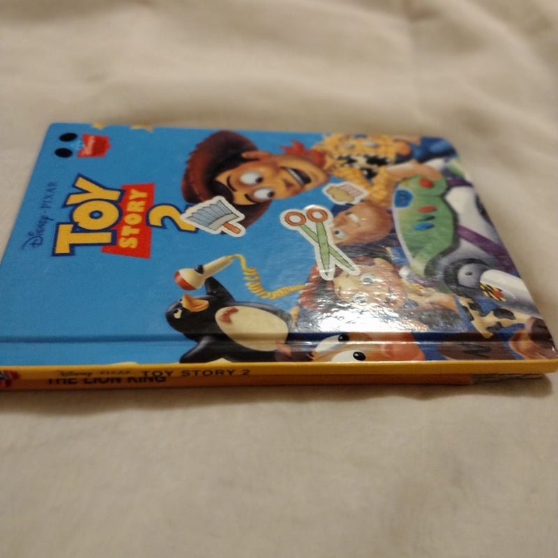 Two Dinsey Piopylar Books Lion King and Toy Story 