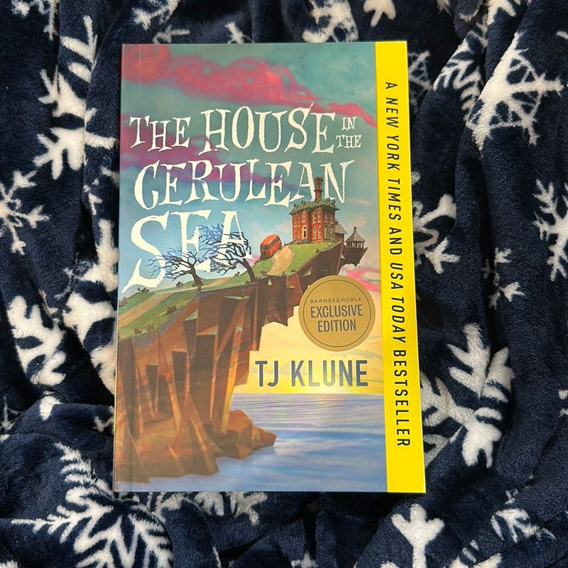 Sprayed Edges - The House in the Cerulean Sea