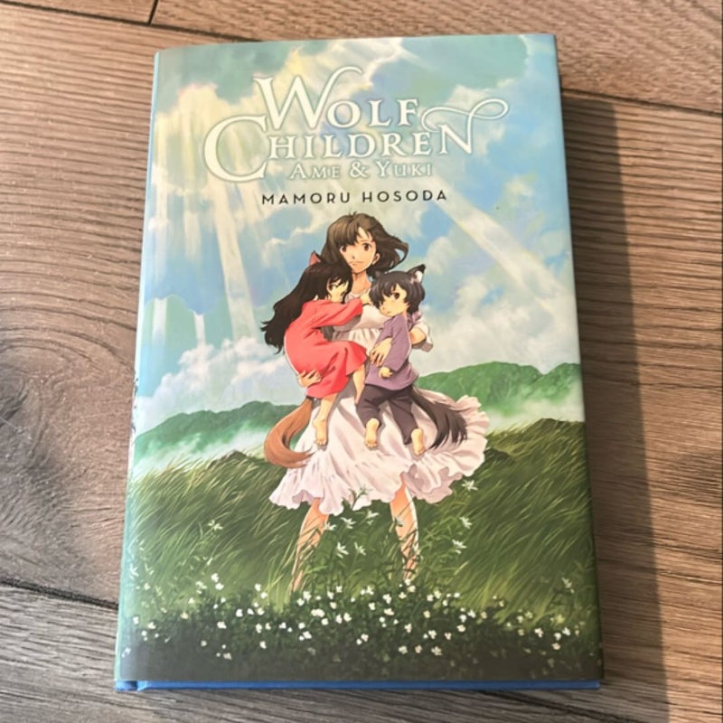 Wolf Children: Ame and Yuki (light Novel)