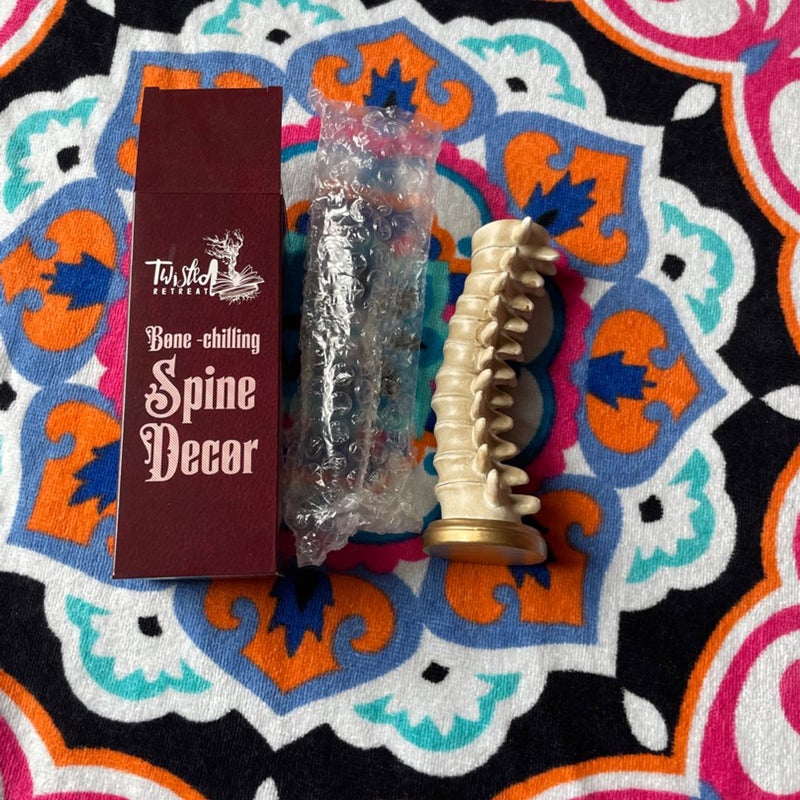 Spine Decor Candle Holder