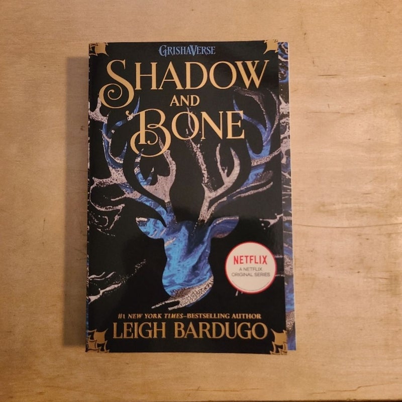 The Shadow and Bone Trilogy Boxed Set