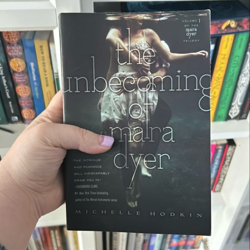 The Unbecoming of Mara Dyer