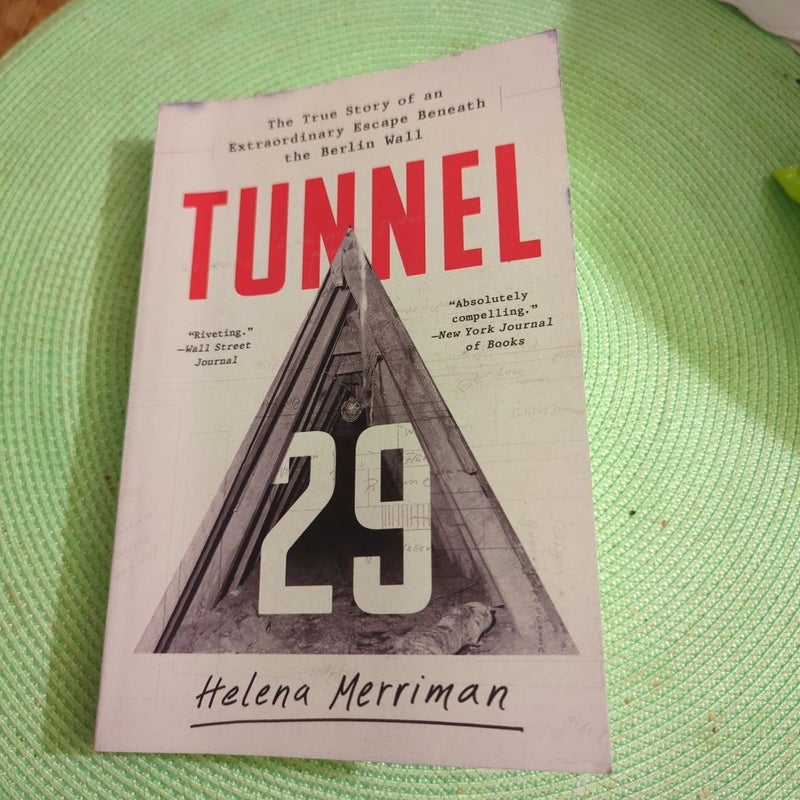 Tunnel 29