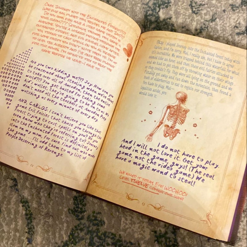 Descendants: Mal's Spell Book