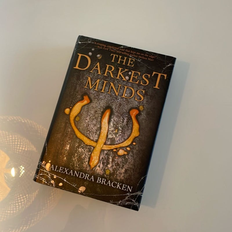 The Darkest Minds (a Darkest Minds Novel, Book 1)