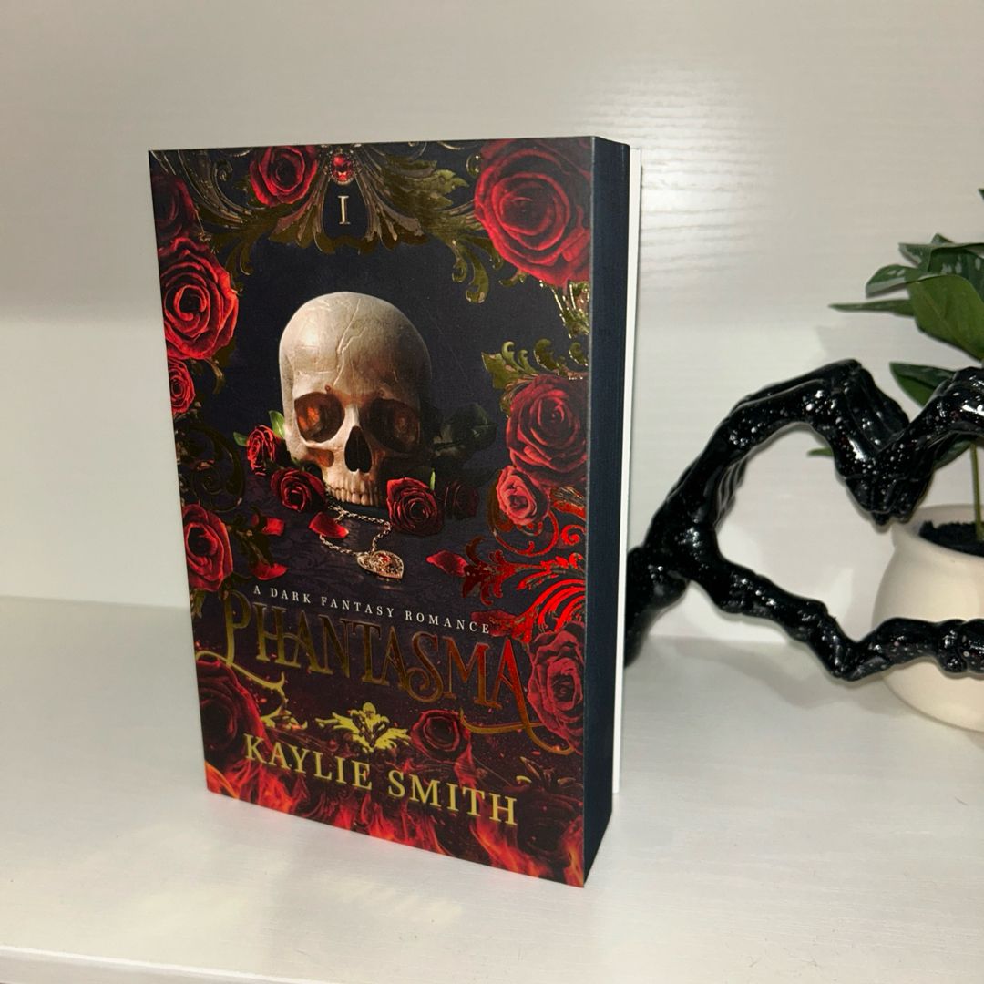 Waterstones PHANTASMA