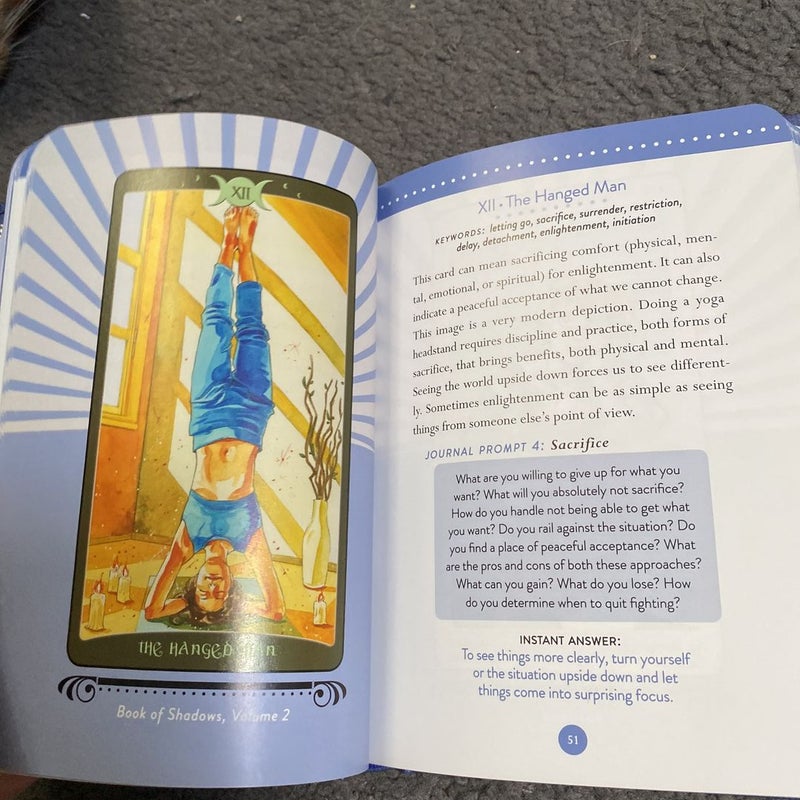 Llewellyn's Little Book of Tarot