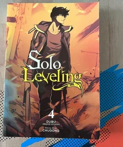 Solo Leveling, Vol. 4 (comic)