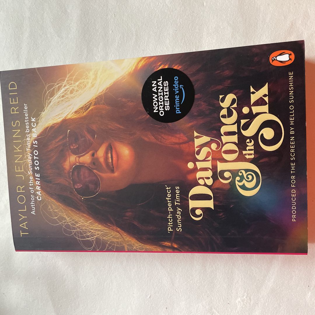Daisy Jones and the Six - UK edition