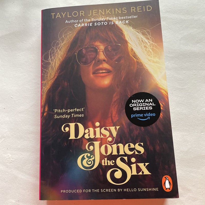 Daisy Jones and the Six - UK edition